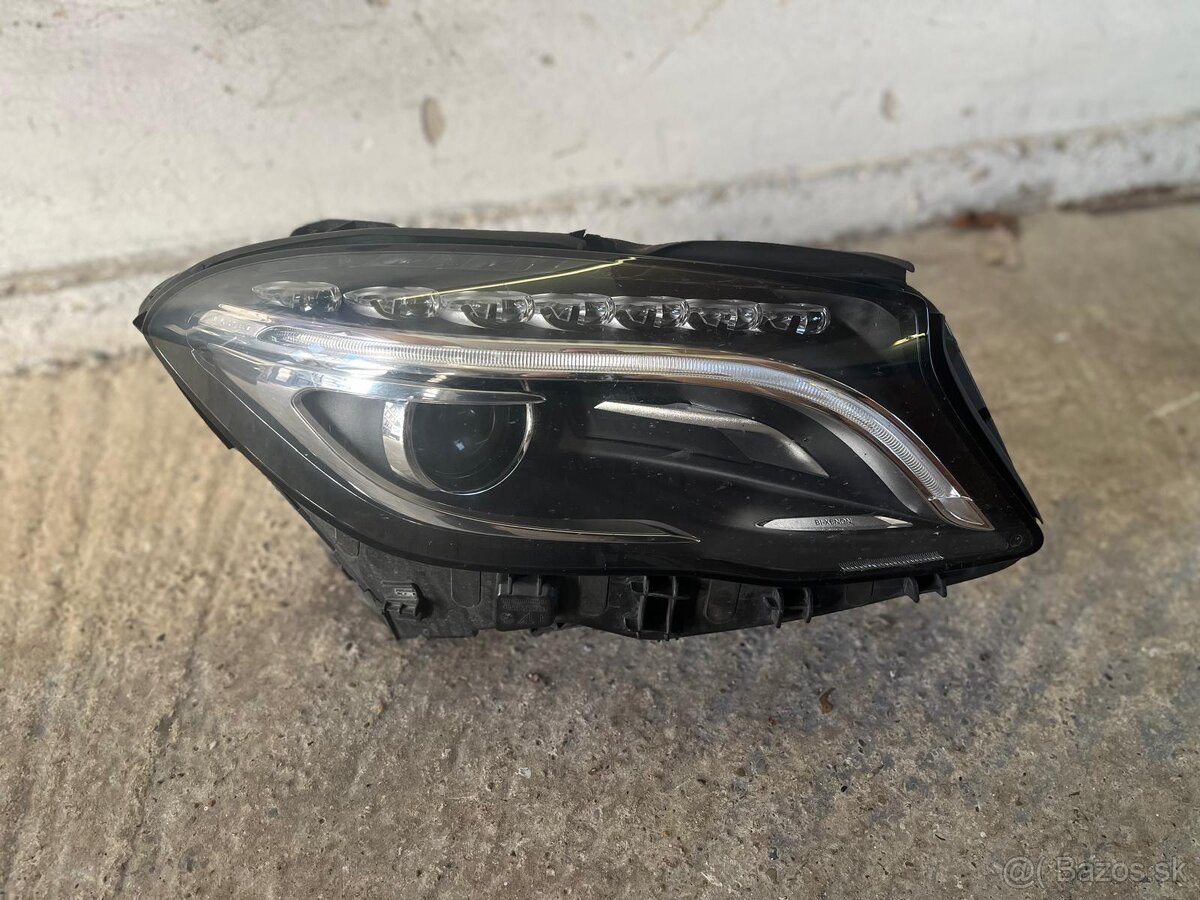 Mercedes GLA 2015 PP svetlo