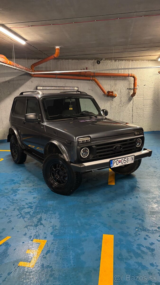 LADA NIVA Bronto 1.7 8V MPI TOP