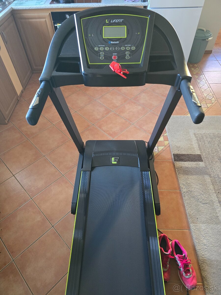 Predám bežecký pás Lifefit TM5210
