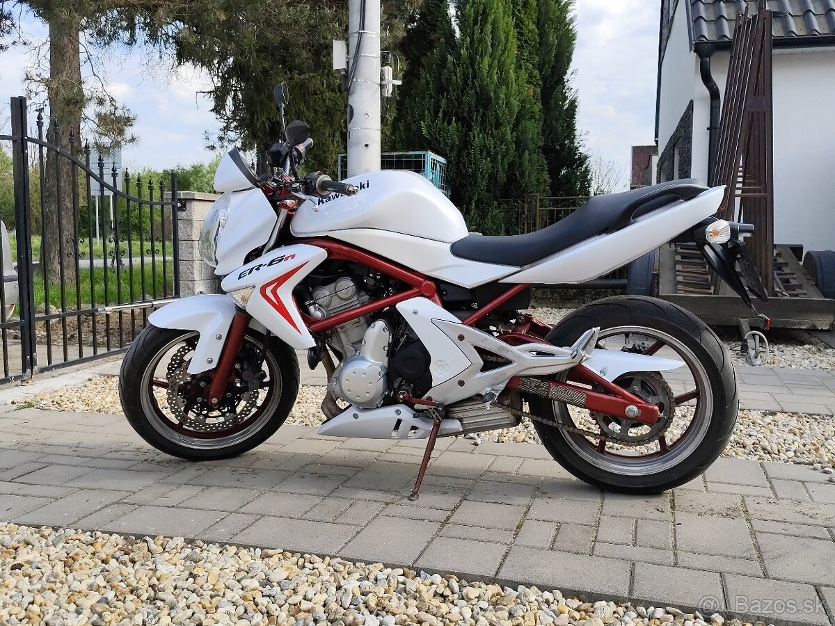 Predam Kawasaki ER6 znizena cena