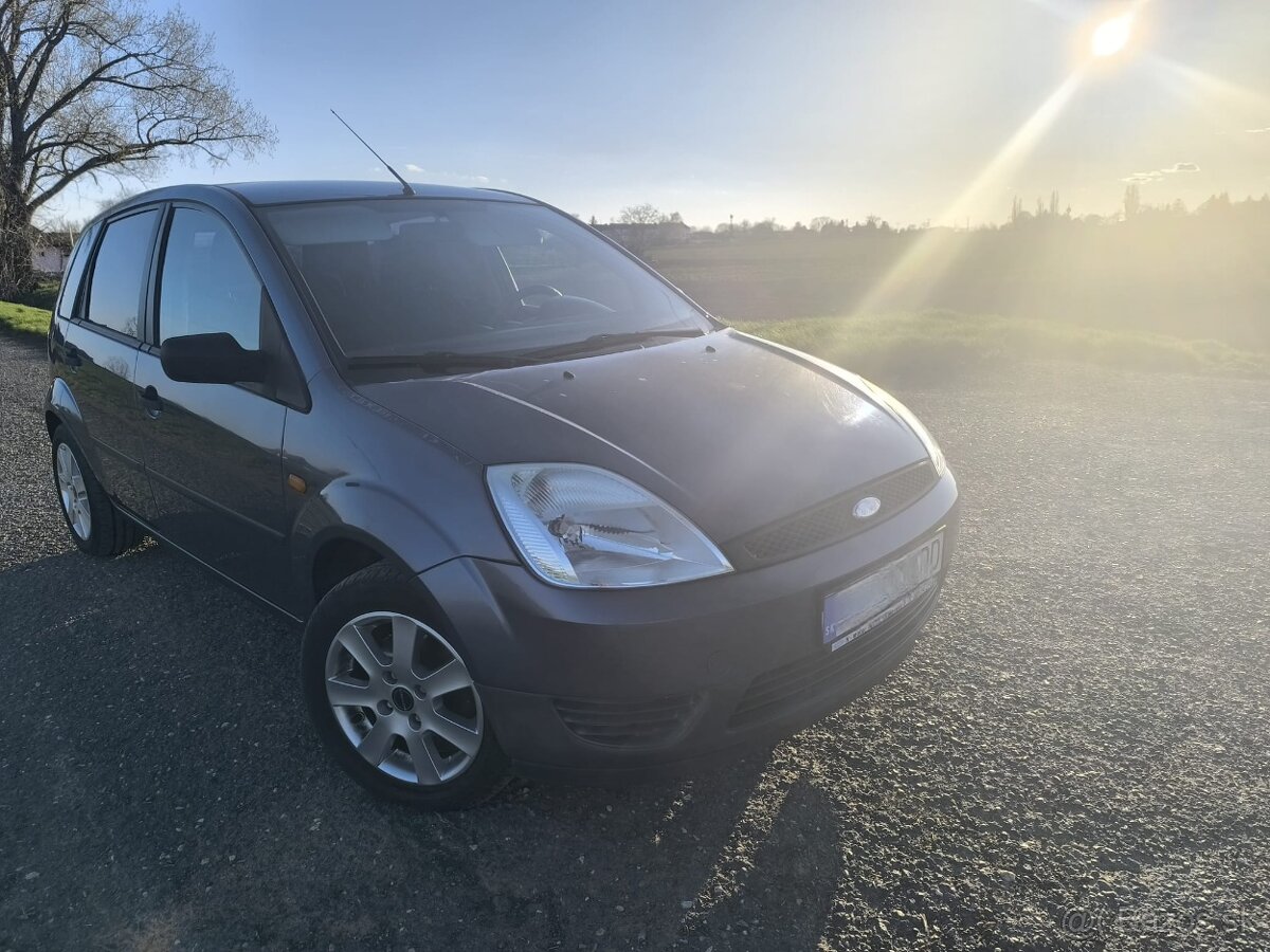 Predám Ford Fiesta 1.4 TDCi 50kw, r.v. 2004