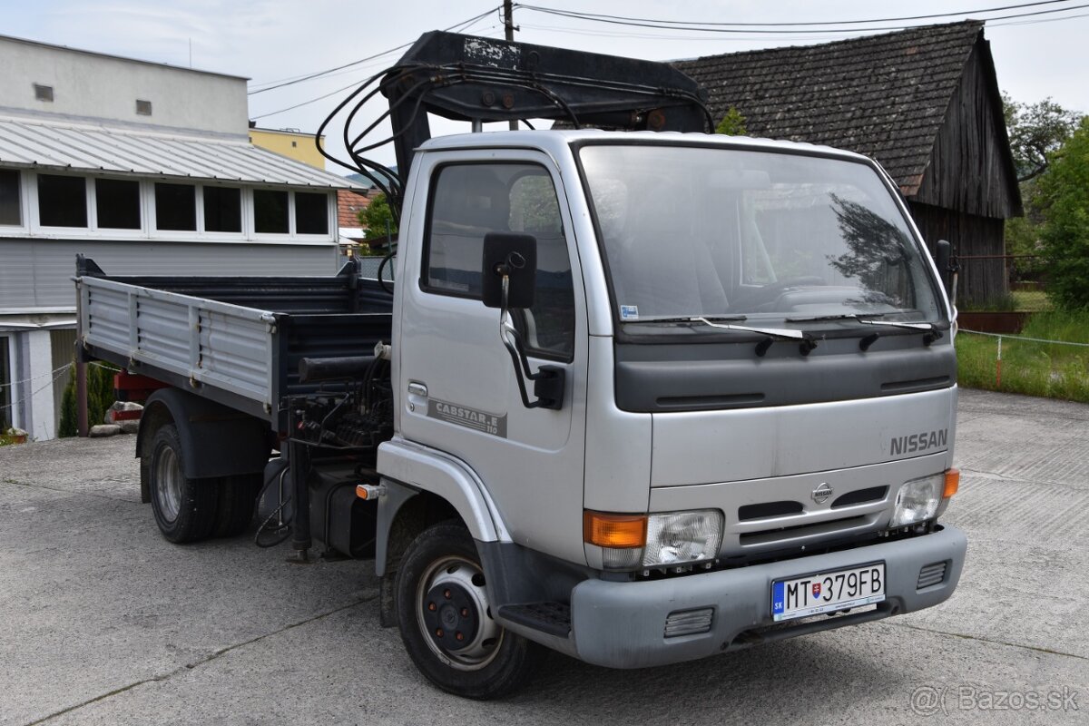 REZERVOVANE-Nissan Cabstar 3stranný vyklápač s rukou