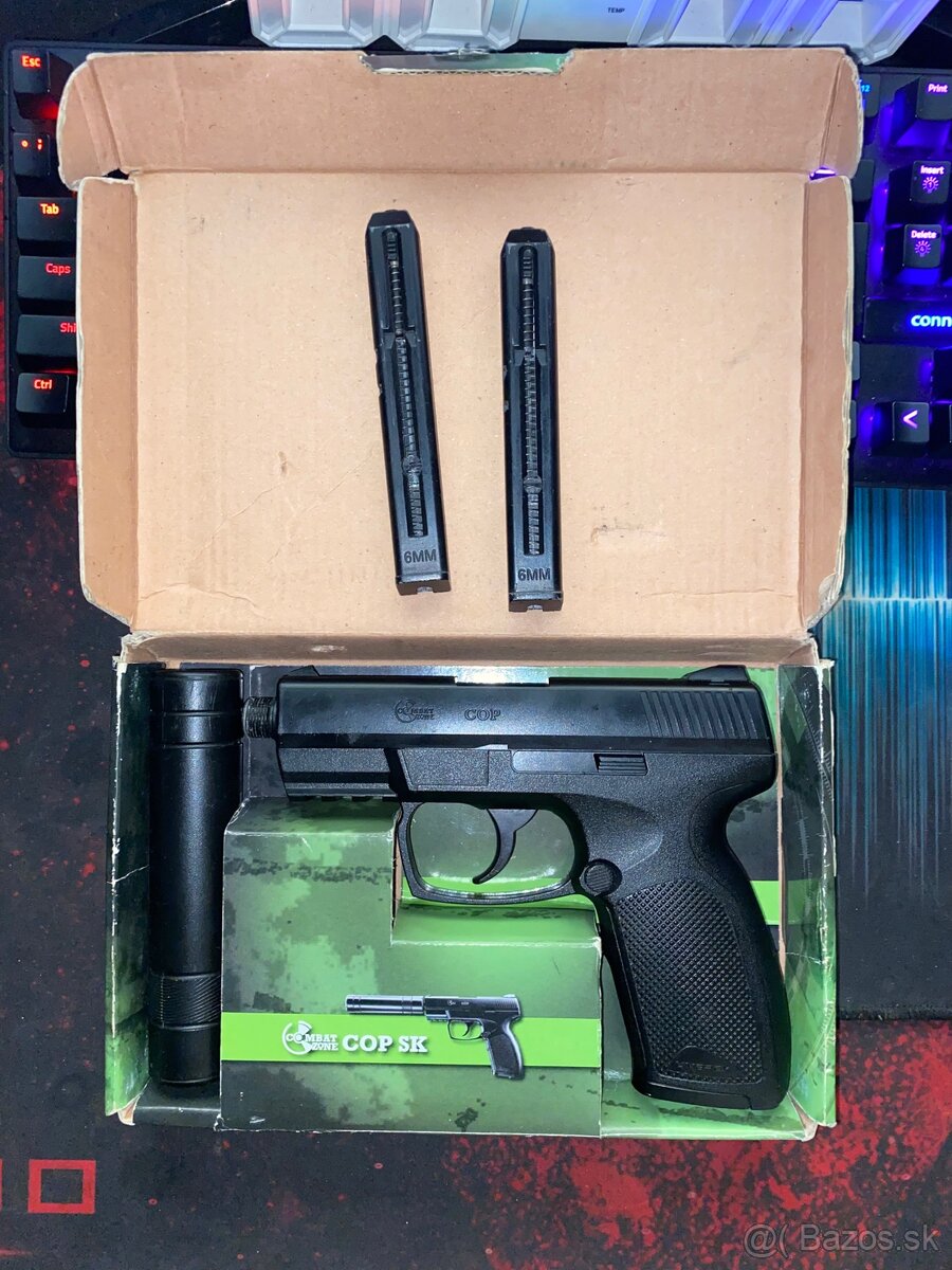Combat Zone COP SK CO2