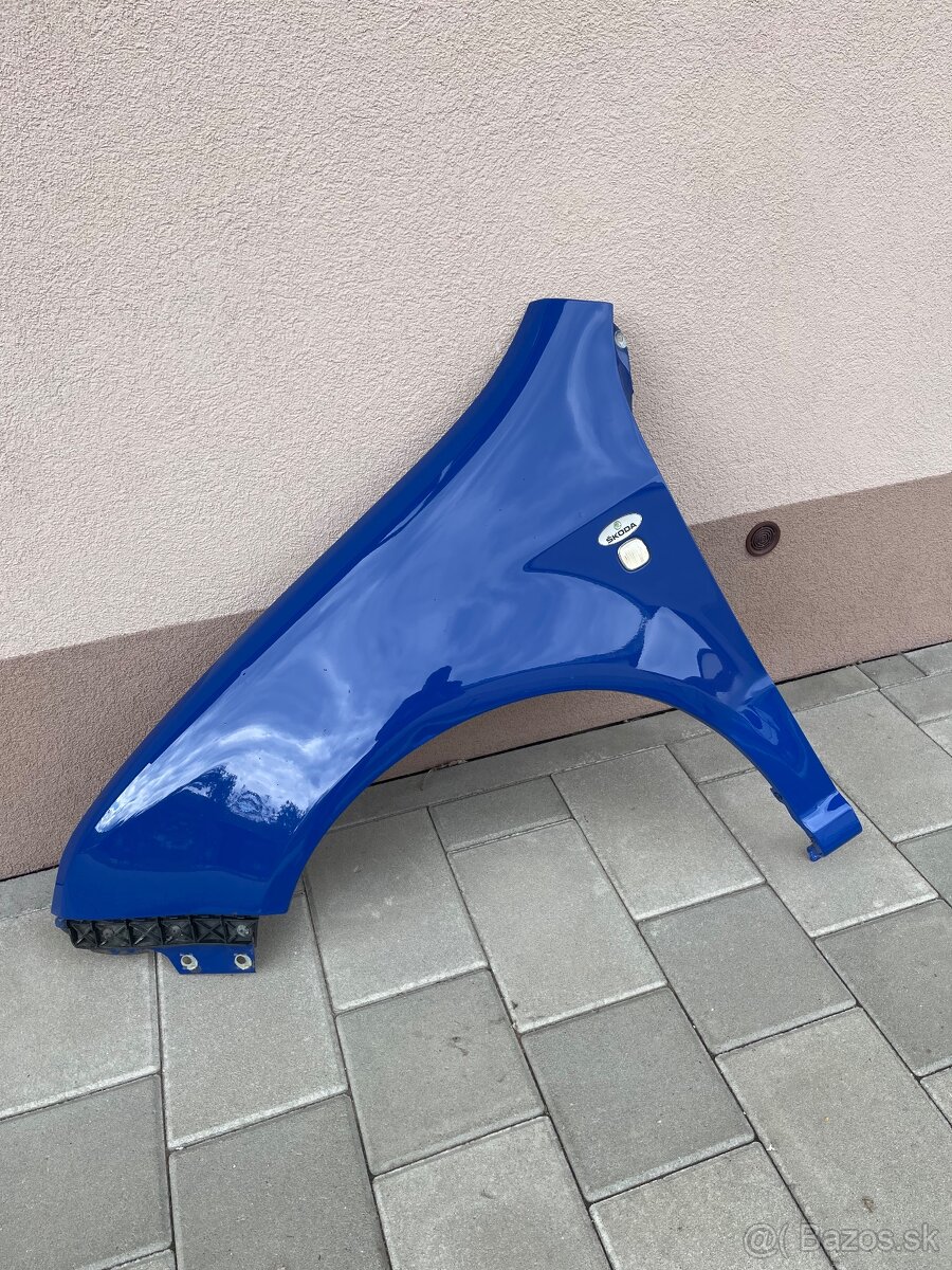 Predny blatnik Škoda Fabia 1 modra 4590