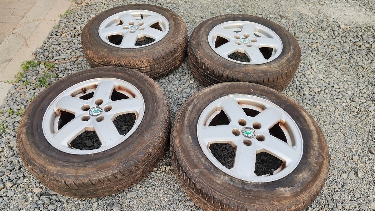 5x100 R15 Škoda Octavia letná sada (195/65 r15)