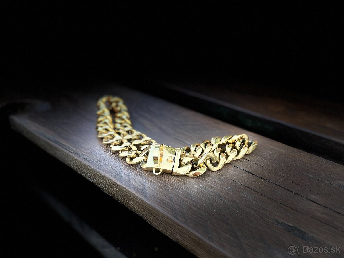 Krasny pozlatený obojok 18k zlatom. 60eur