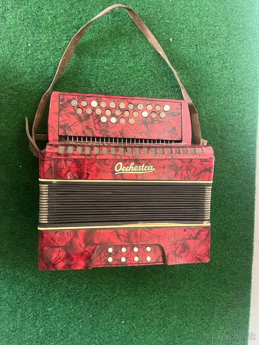 Starožitná harmonika 1