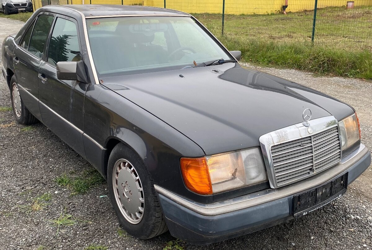 Mercedes W124 E300d