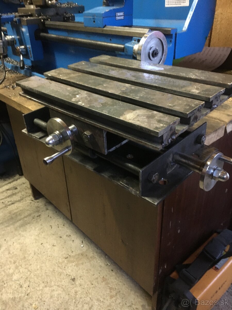 Predám krížový stôl