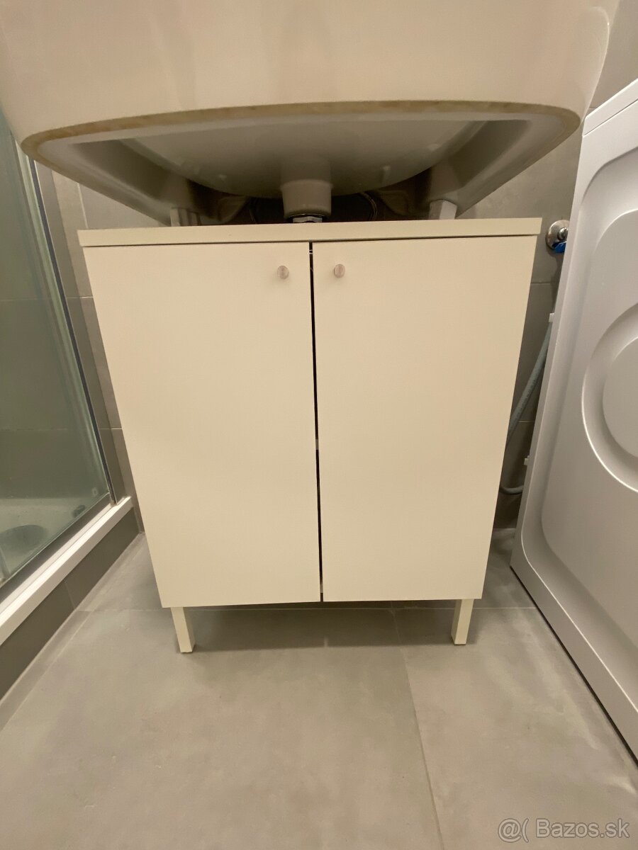 Skrinka pod umývadlo