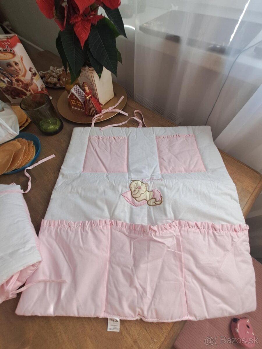 Organizér, mantinel do postieľky