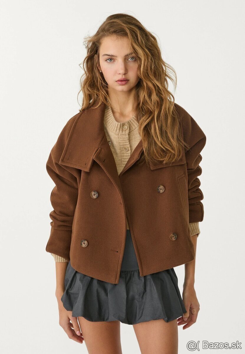 Nový krátky kabát