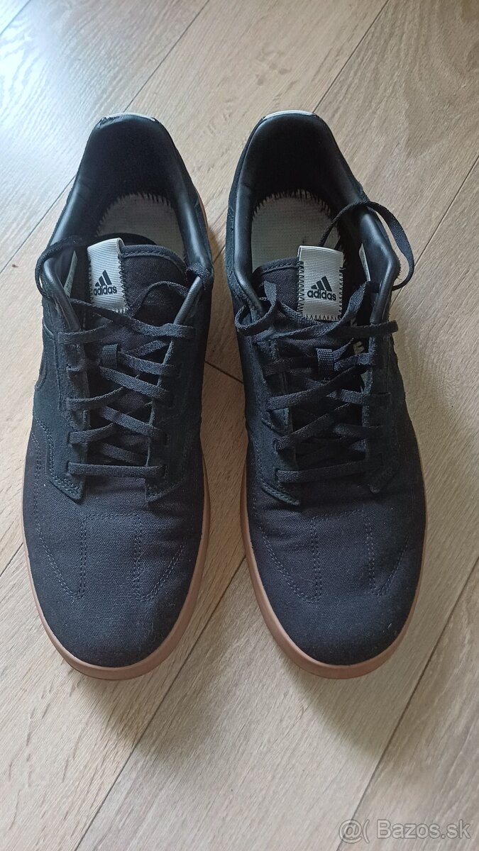 panske tenisky Adidas