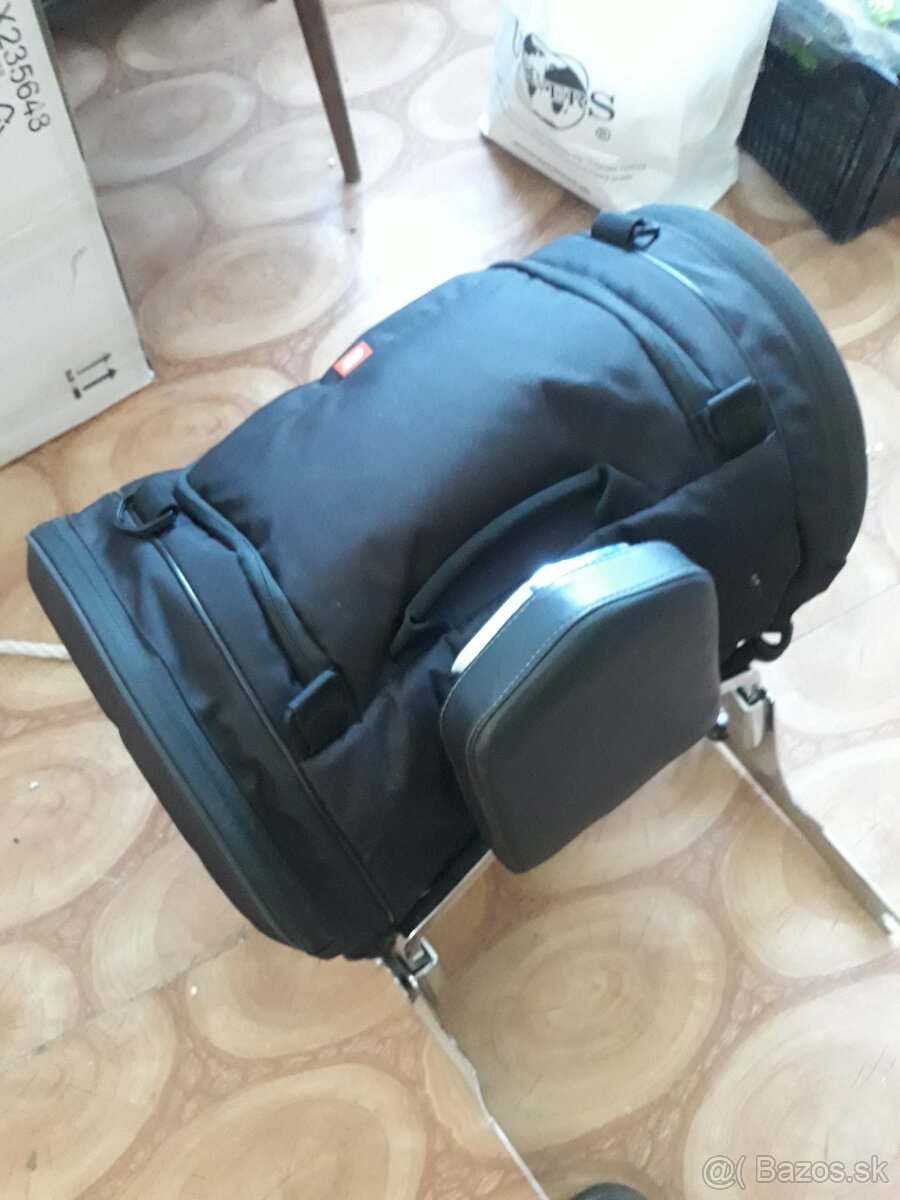 Harley Davidson opierka spolujazdca