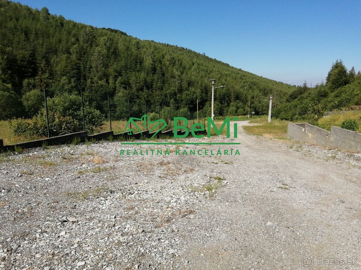 Prenájom pozemku, garážové priestory, 1738m2, Čadca, časť Ča