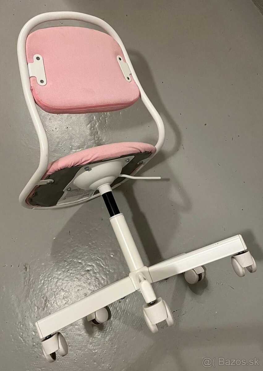 Predám 2ks detské stoličky otočné Ikea Örfjäll