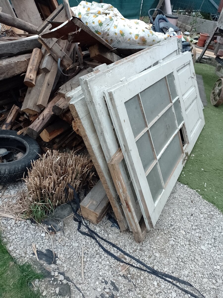 Darujem za odvoz drevo na kúrenie
