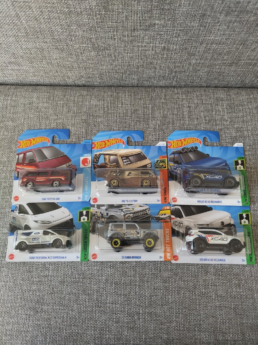 Hot Wheels autíčka - dodávky a suv