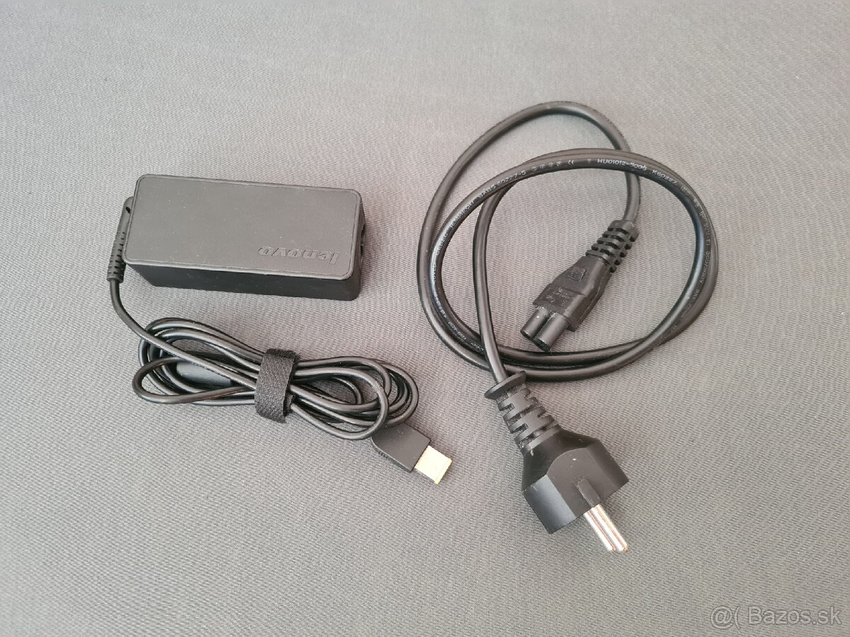 Nabijacka lenovo 45W