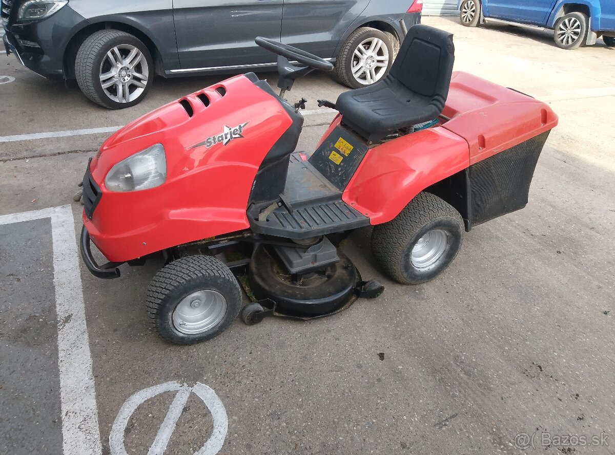 Malotraktor z kosačkou