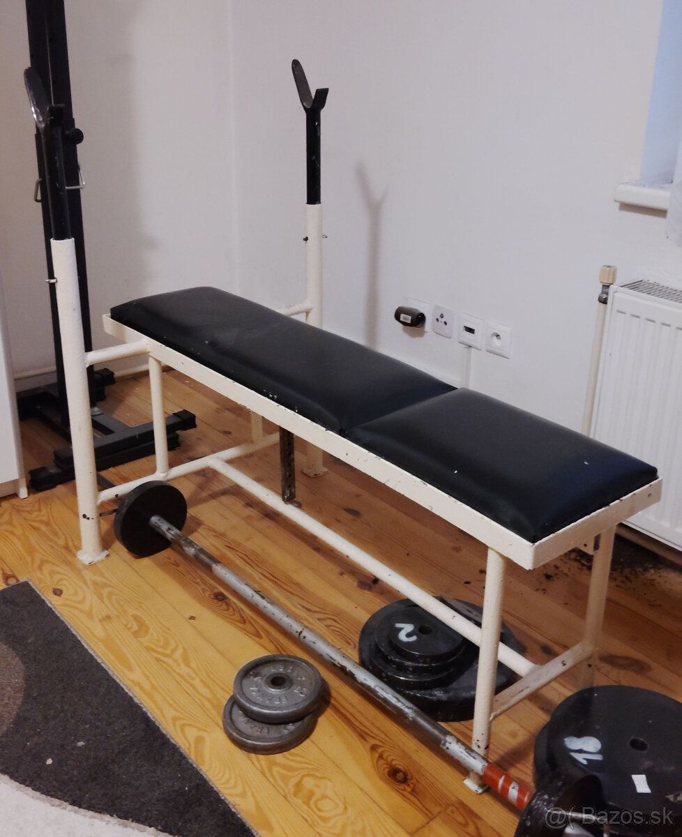 Lavička na bench press