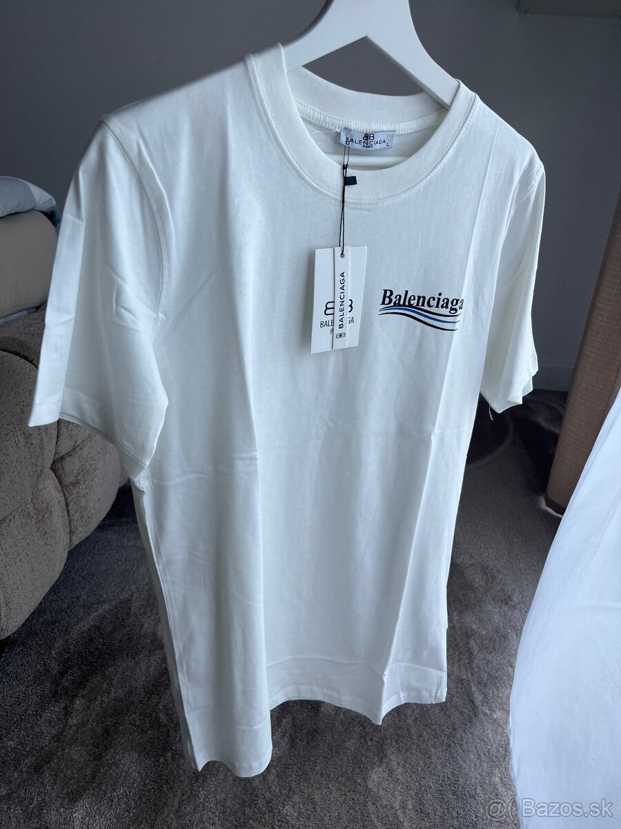 Balenciaga tricko