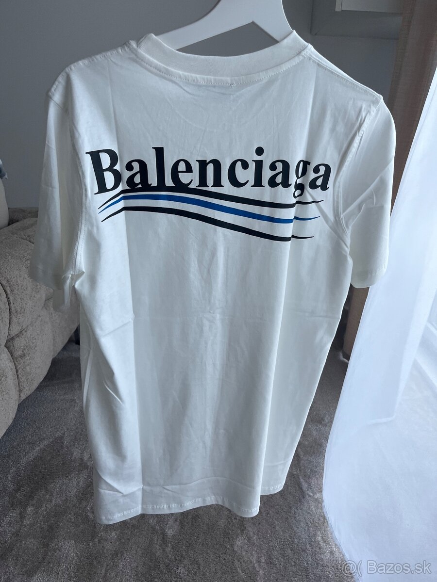 Balenciaga tricko