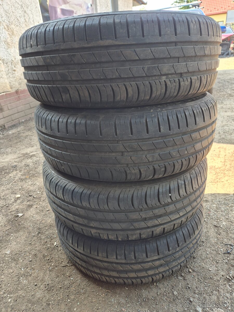 Predam letne pneu 205/60/ r16 92H