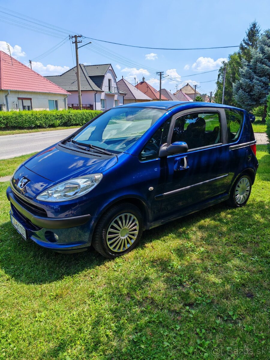 Peugeot 1007
