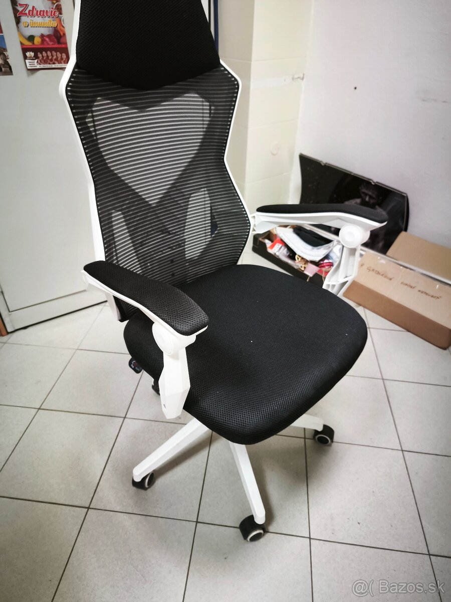 Predám kancelárske stoličky