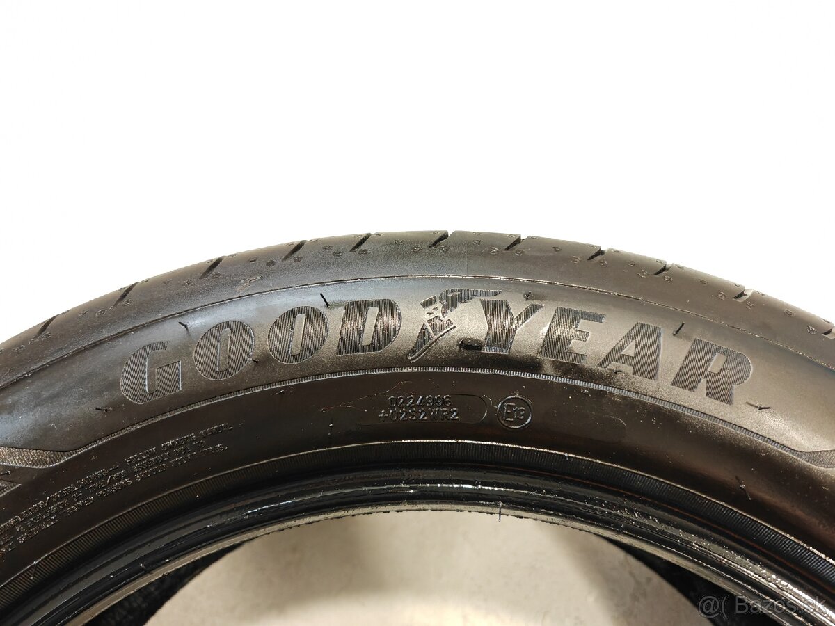 sada 215/55 R18 99V GoodYear EfficientGrip Performance 2