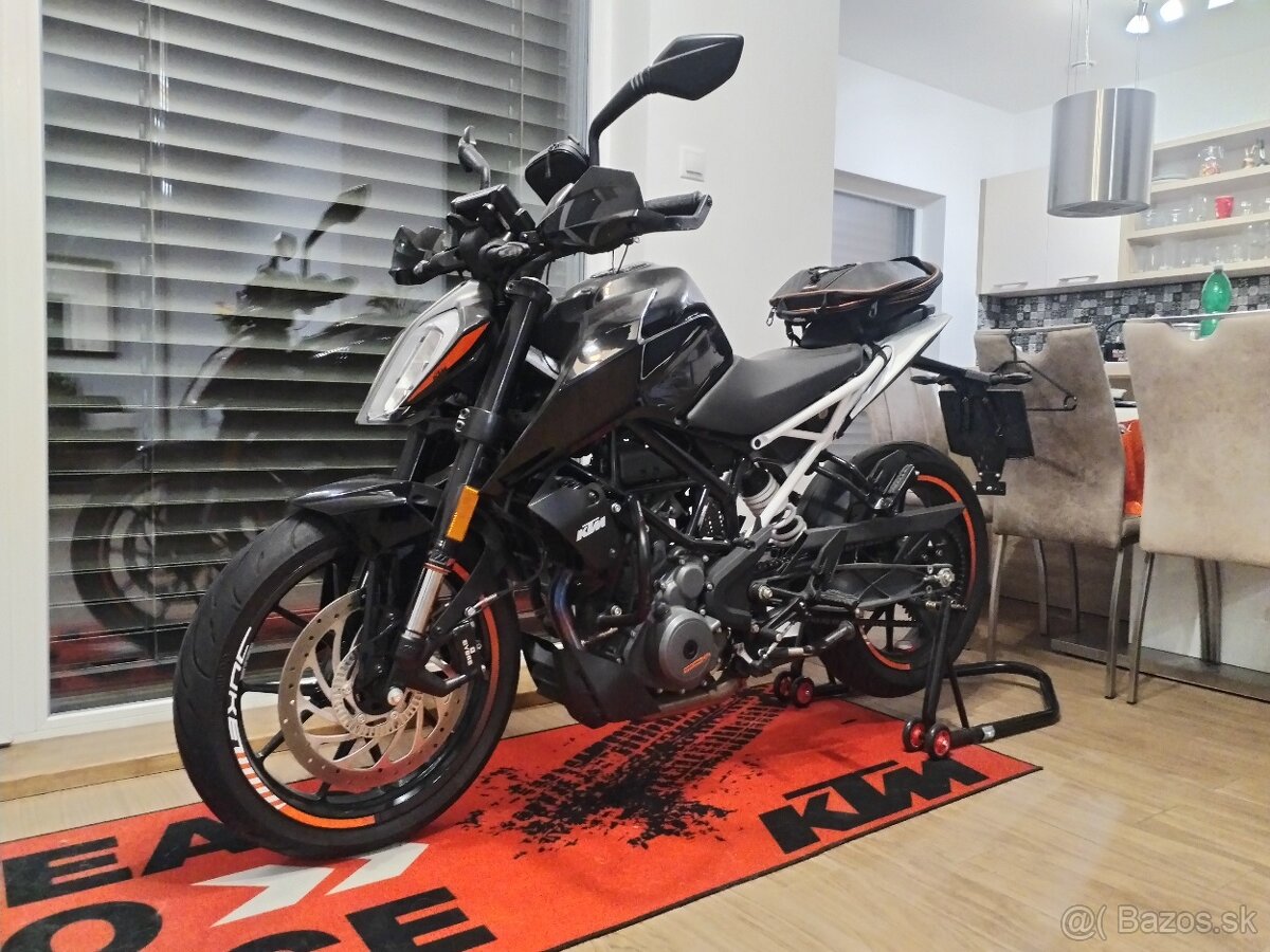 KTM Duke 390
