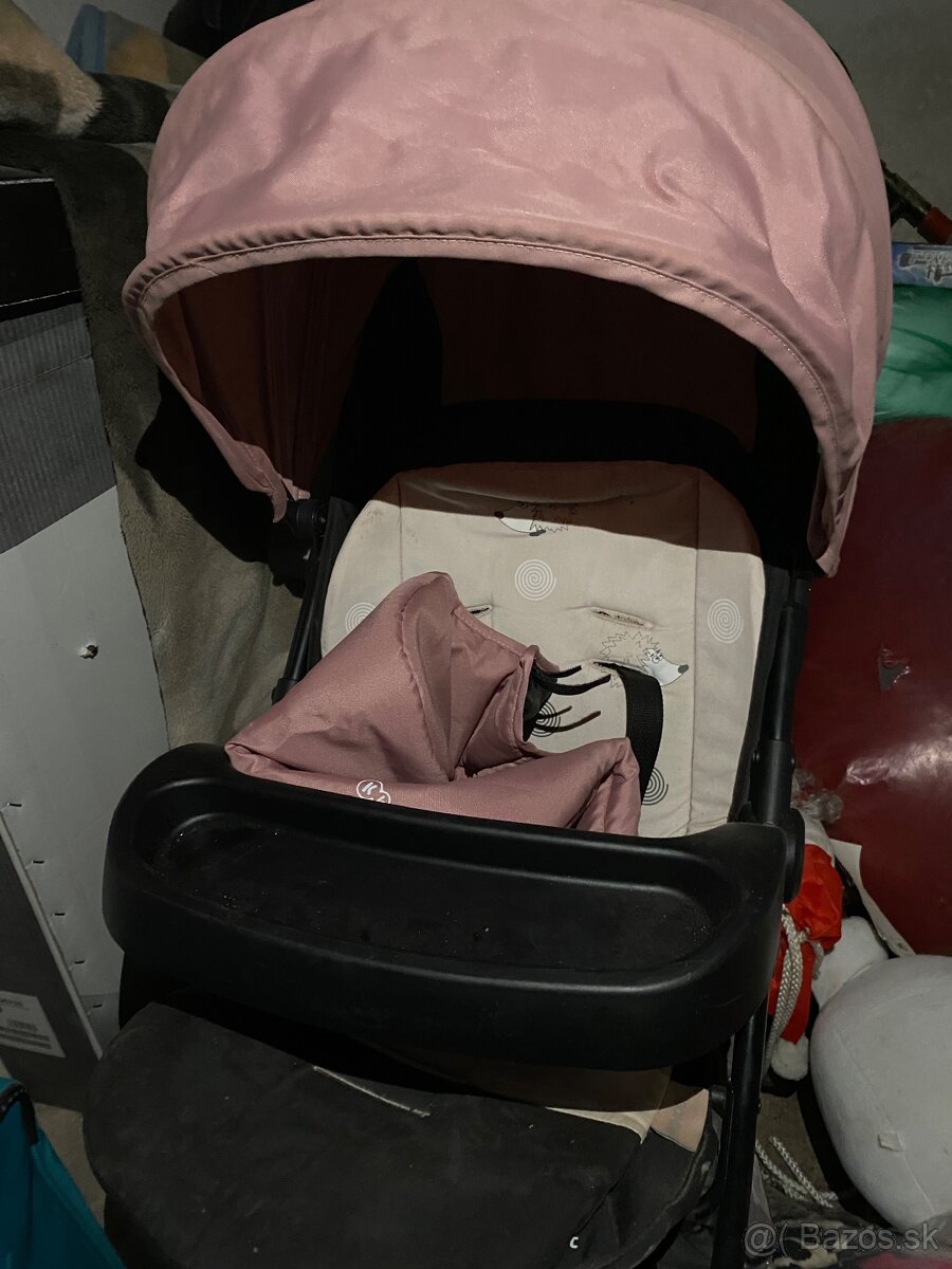 Predám športový kočík