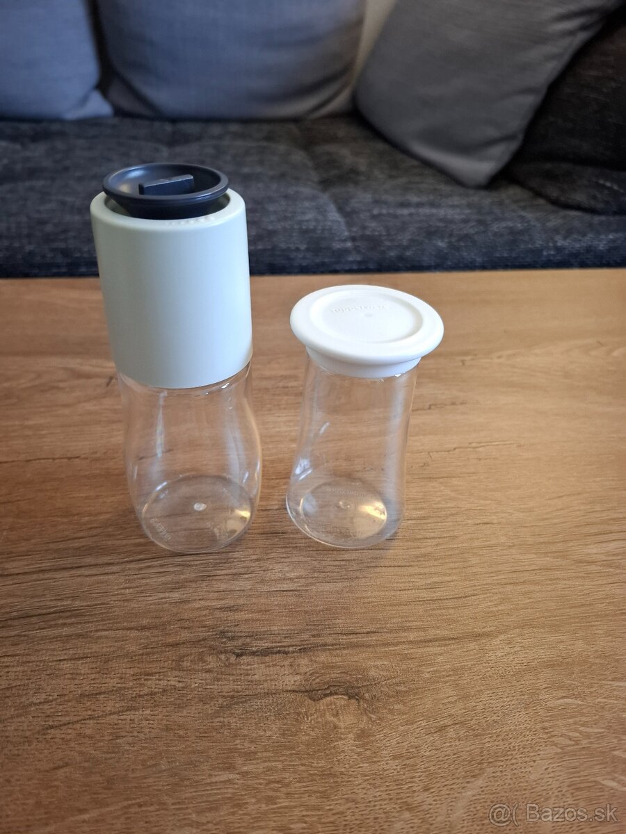 Mlynček s koreničkou od Tupperware