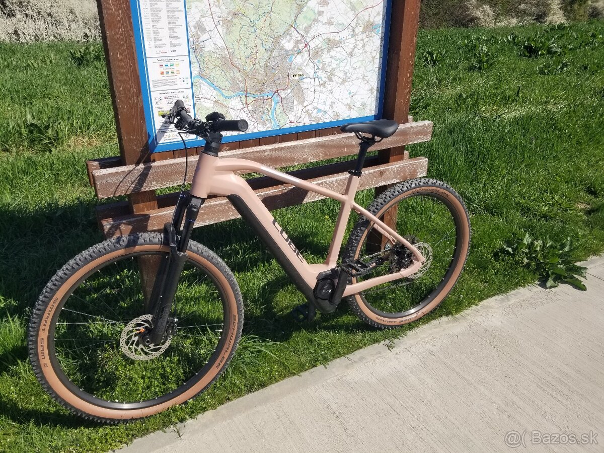 CUBE REACTION HYBRID PRO