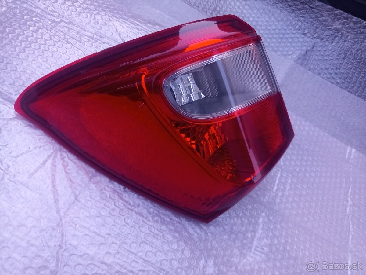 Zadné ľavé svetlo Suzuki S-cross