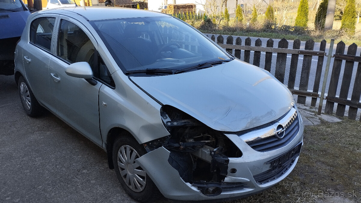 Rozpredám 5dv. Opel Corsa D na ND, Z12XEP