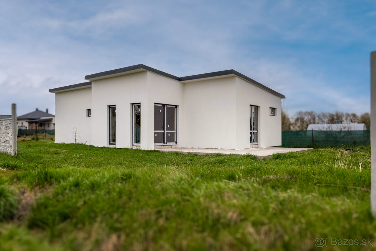 Nízkoenergetický bungalov v rozostavanom štádiu | Vojčice