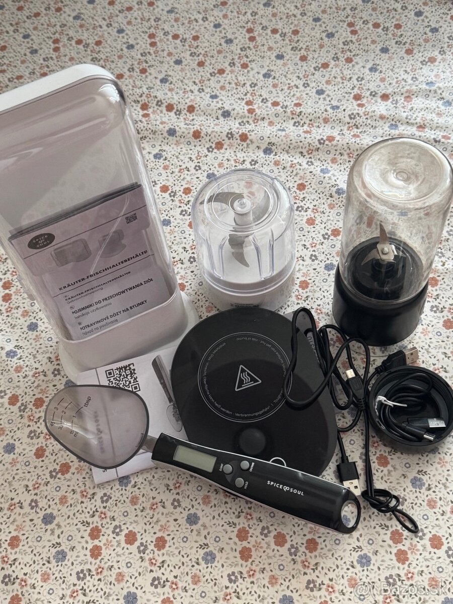 Kuchynske pomocky. 5ks 30 euro