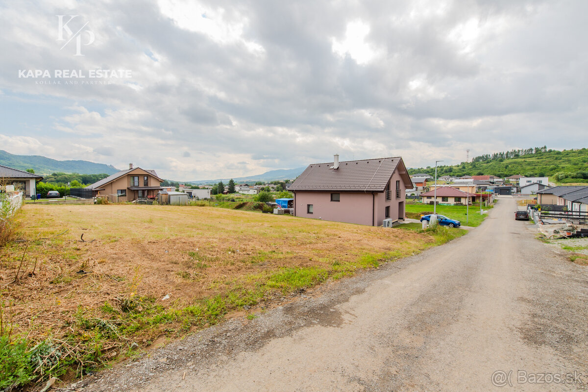 Stavebný pozemok na predaj, Hrušková ulica, obec Fintice