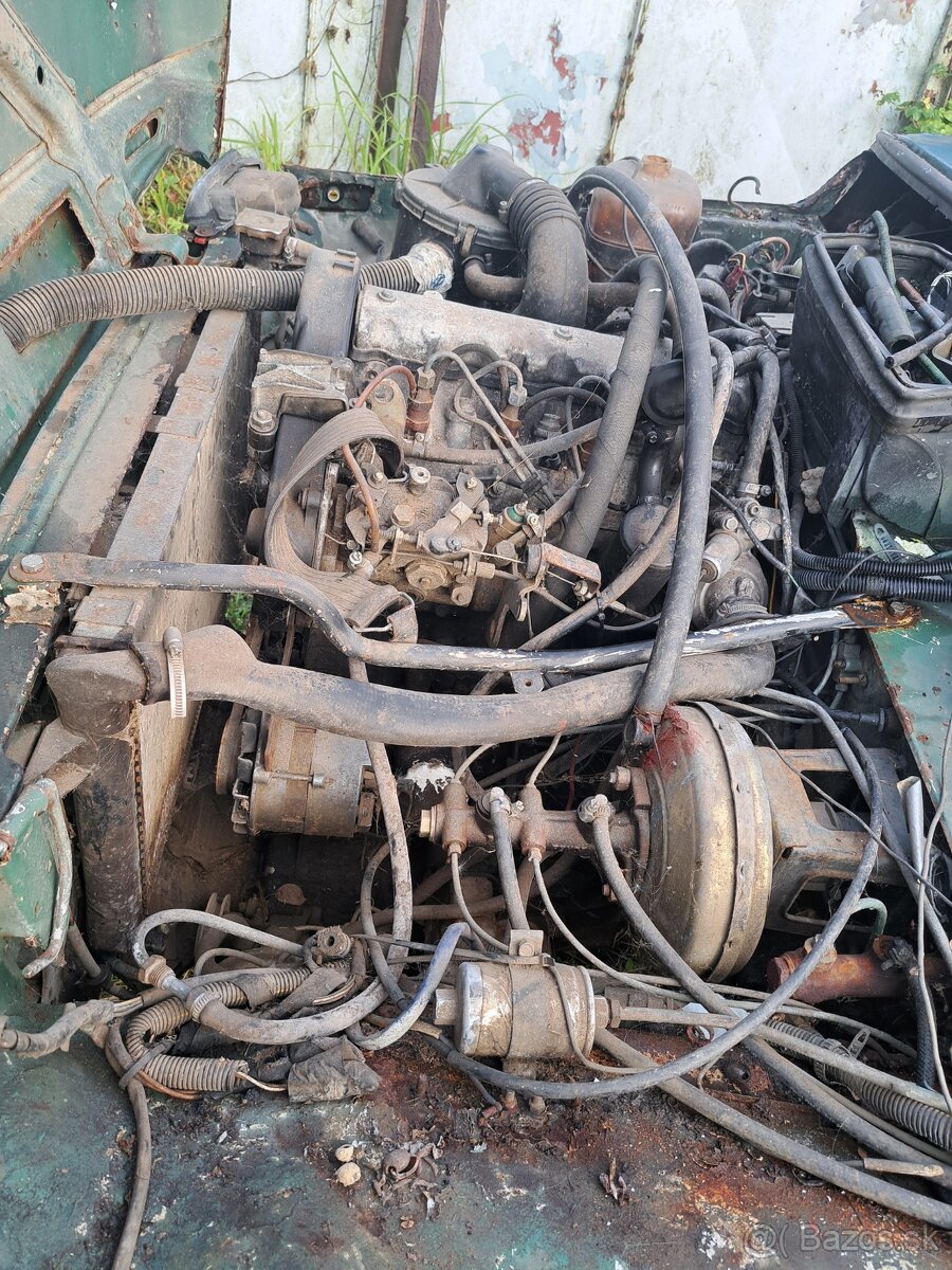 Predám Lada niva 1.9 diesel bez pp