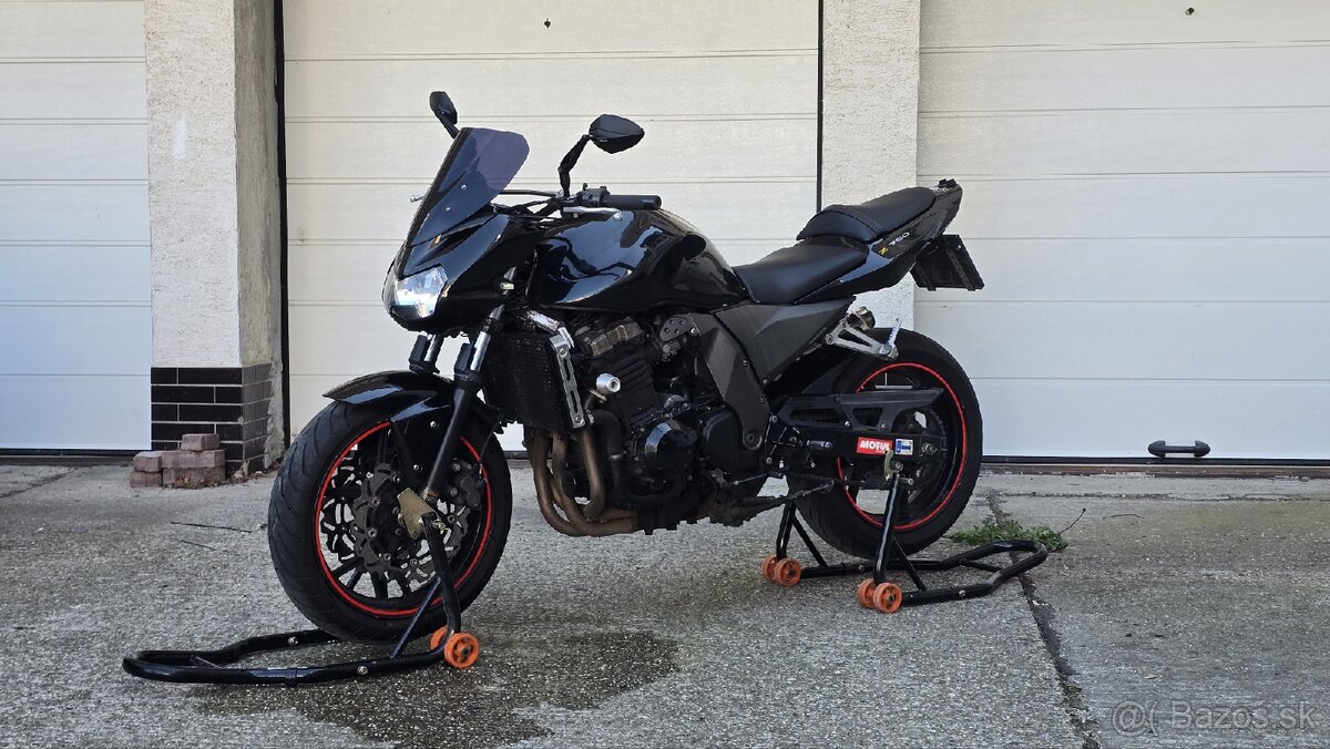 Kawasaki Z750 A2