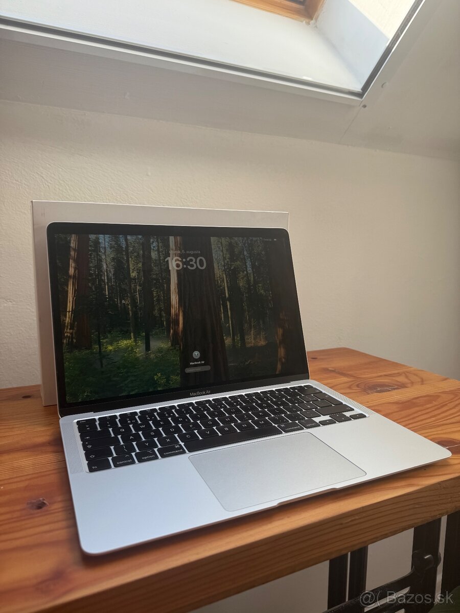 Apple MacBook Air 13” (2020) – 16 GB RAM, 512 GB