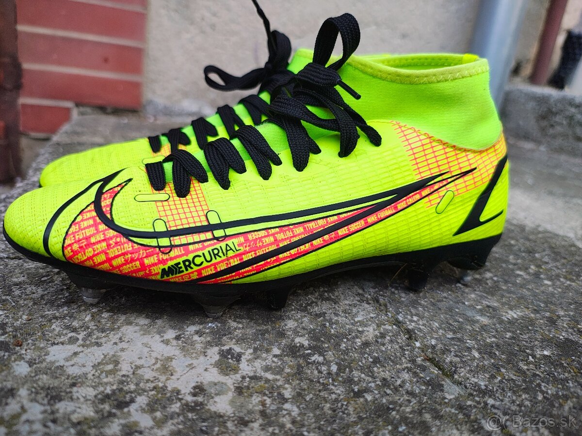 Kopačky Nike Mercurial Superfly 8 Academy SG-Pro 44