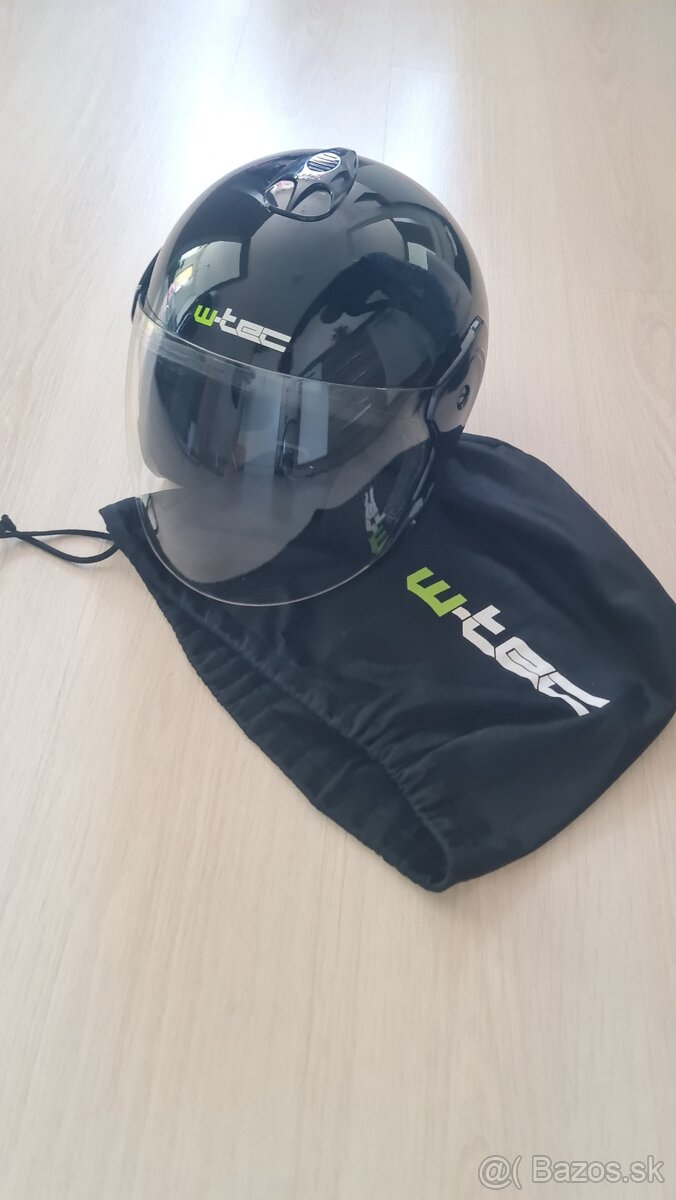 Predám helmu W-Tec dámsku