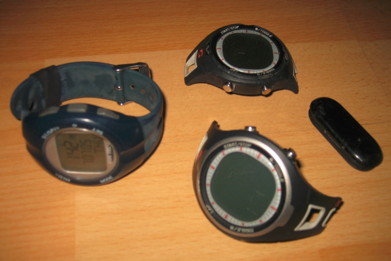 3x funkcne sportove hodinky