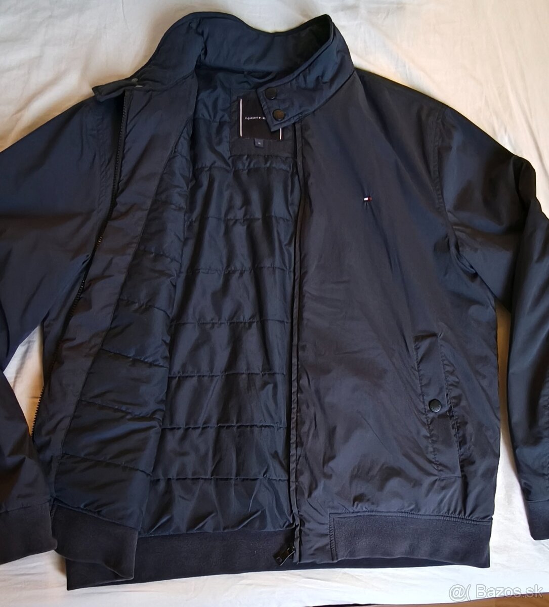 Tommy hilfiger prechodná bunda
