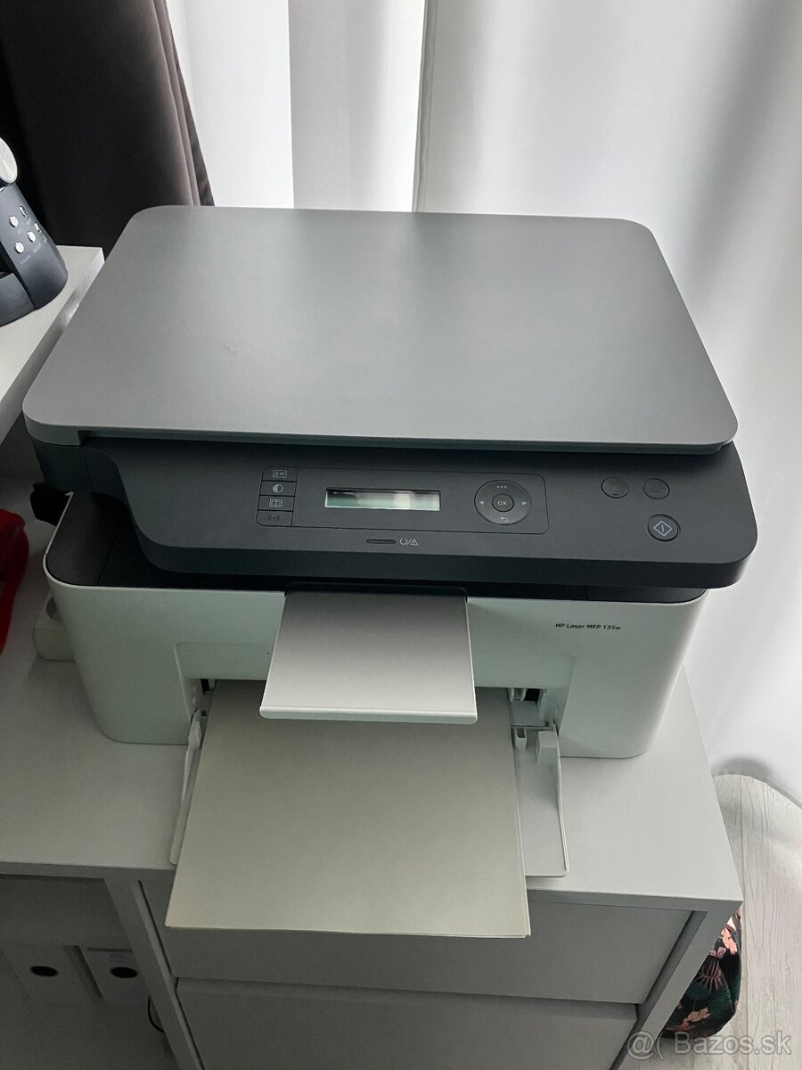 HP Laser MFP 135w + toner v cene.