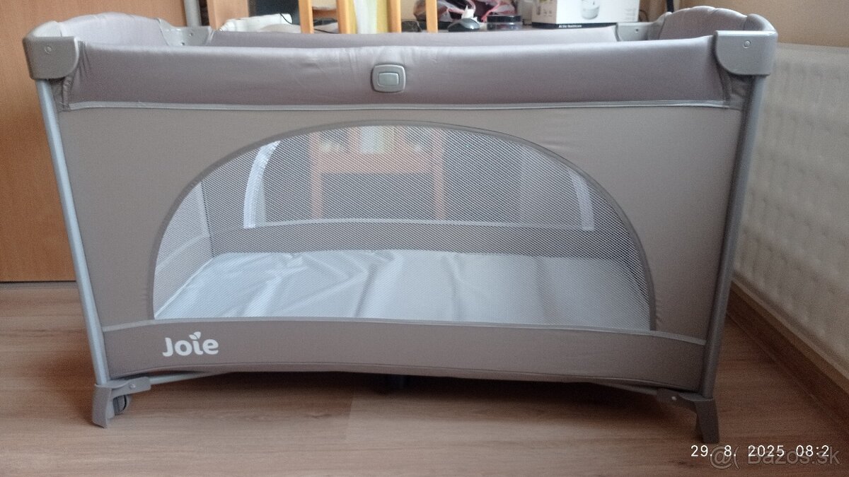 Cestovná postieľka