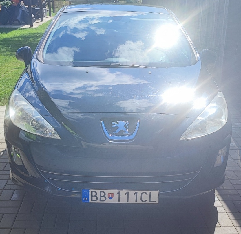 Peugeot 308 1,4e 95k 5P